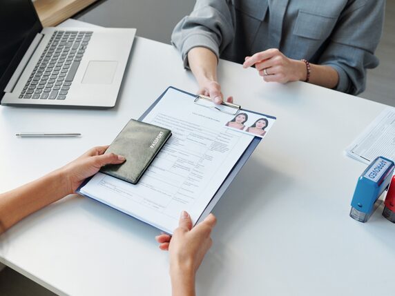 New right-to-work rules confirmed from 1 October 2026: What employers should do now